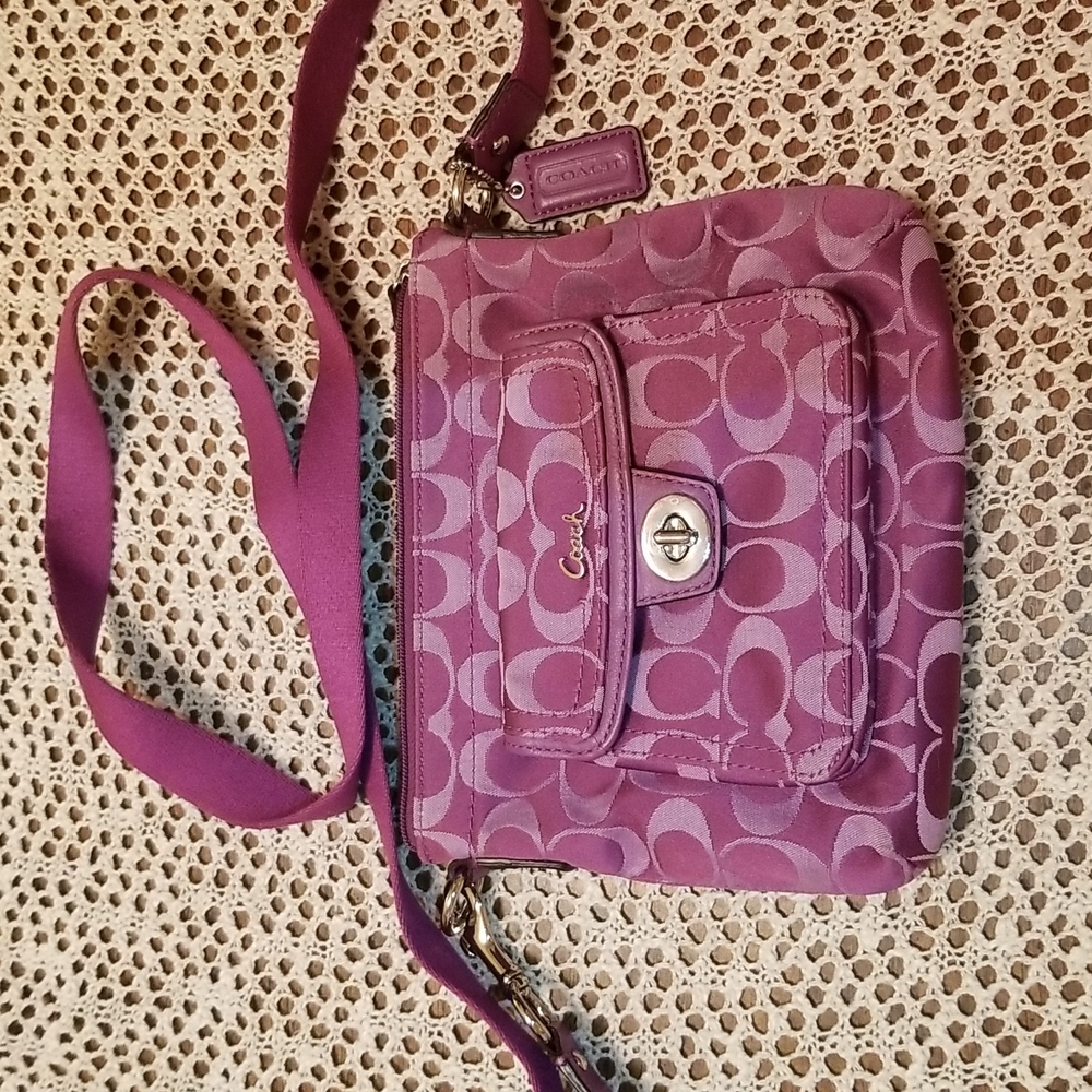 💜Coach Crossbody Bag💜